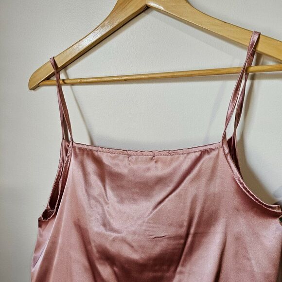EUC NASTY GAL COLLECTION PINK SILKY FEEL COWL NECK TANK TOP SIZE 8 - Picture 7 of 12